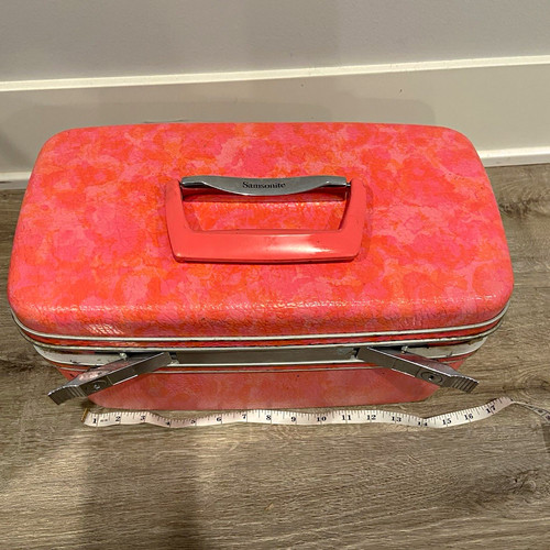 Samsonite train case hardcase - samsonite,