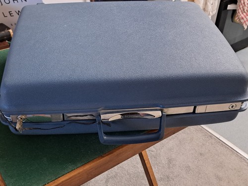 Vintage samsonite hard suit - hard,