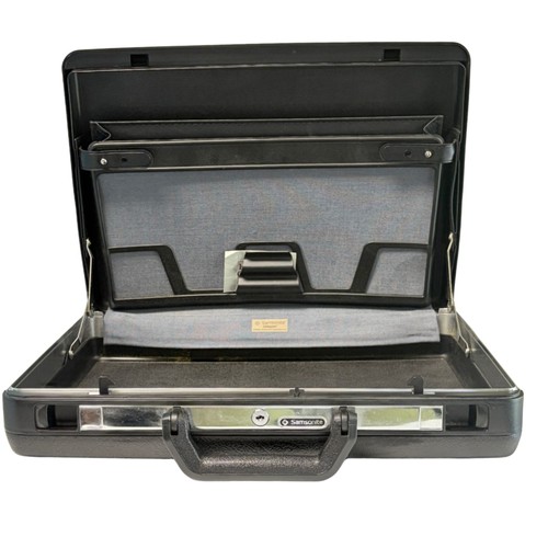 Samsonite black hard shell - black,