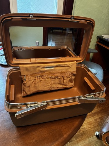 Vintage samsonite silhouette - samsonite,