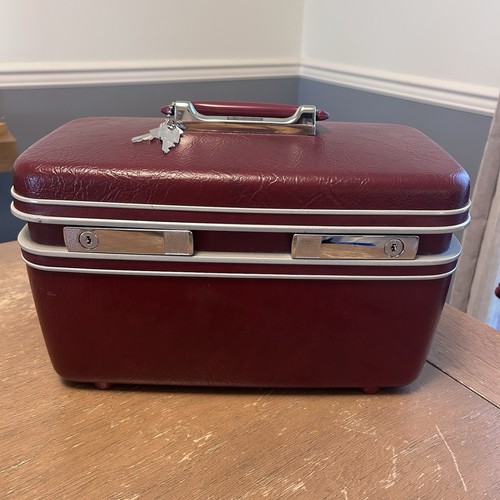Vintage samsonite train case - train,