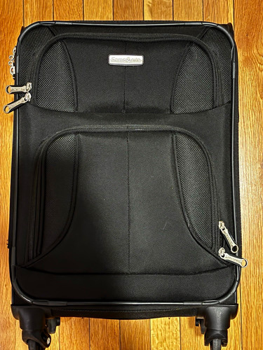 Samsonite black carry - black, 20"