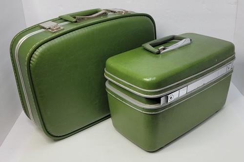 Vintage piece green - green, luggage